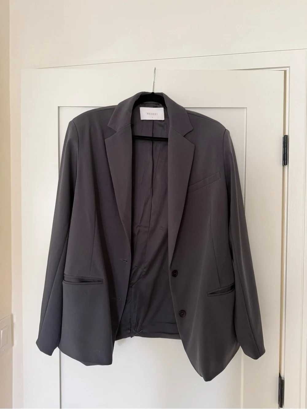 MESHKI Simone Oversized Blazer Jacket in Gray Charcoal - Picture 2 of 10